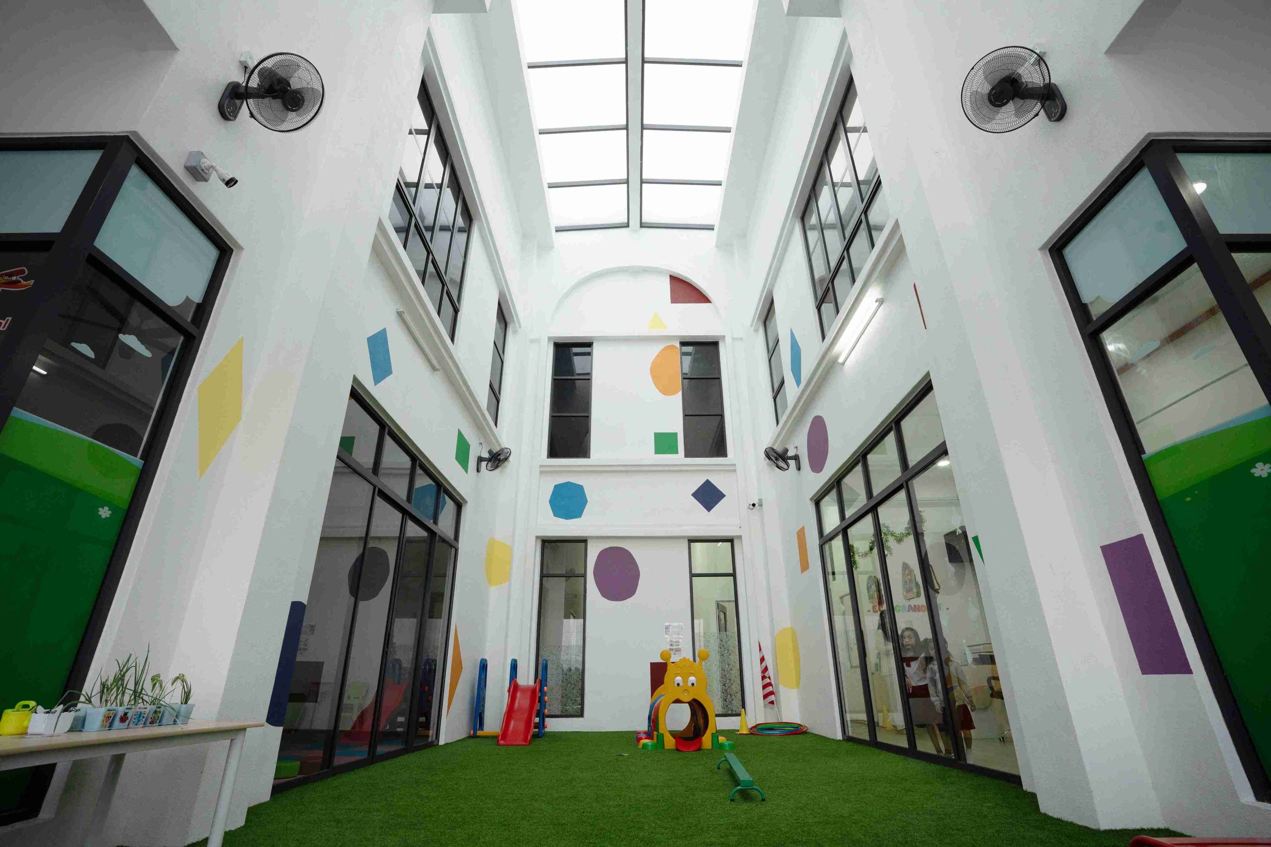 REAL Kids Eco Grandeur